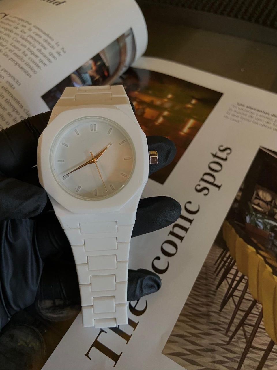 Reloj arabe blanco